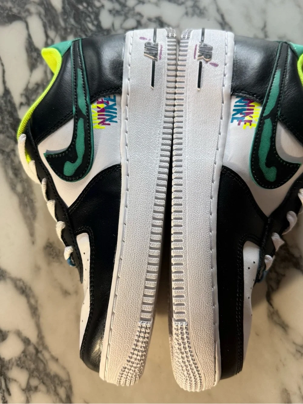 Nike Air Force 1 LV8 GS Graffiti Sneakers Size 6Y / Women’s 7.5 DX3349-100
